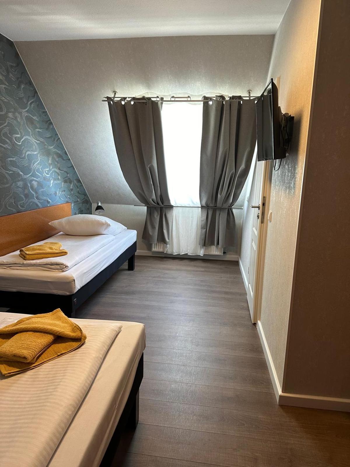 Hotel Pirol برلين المظهر الخارجي الصورة