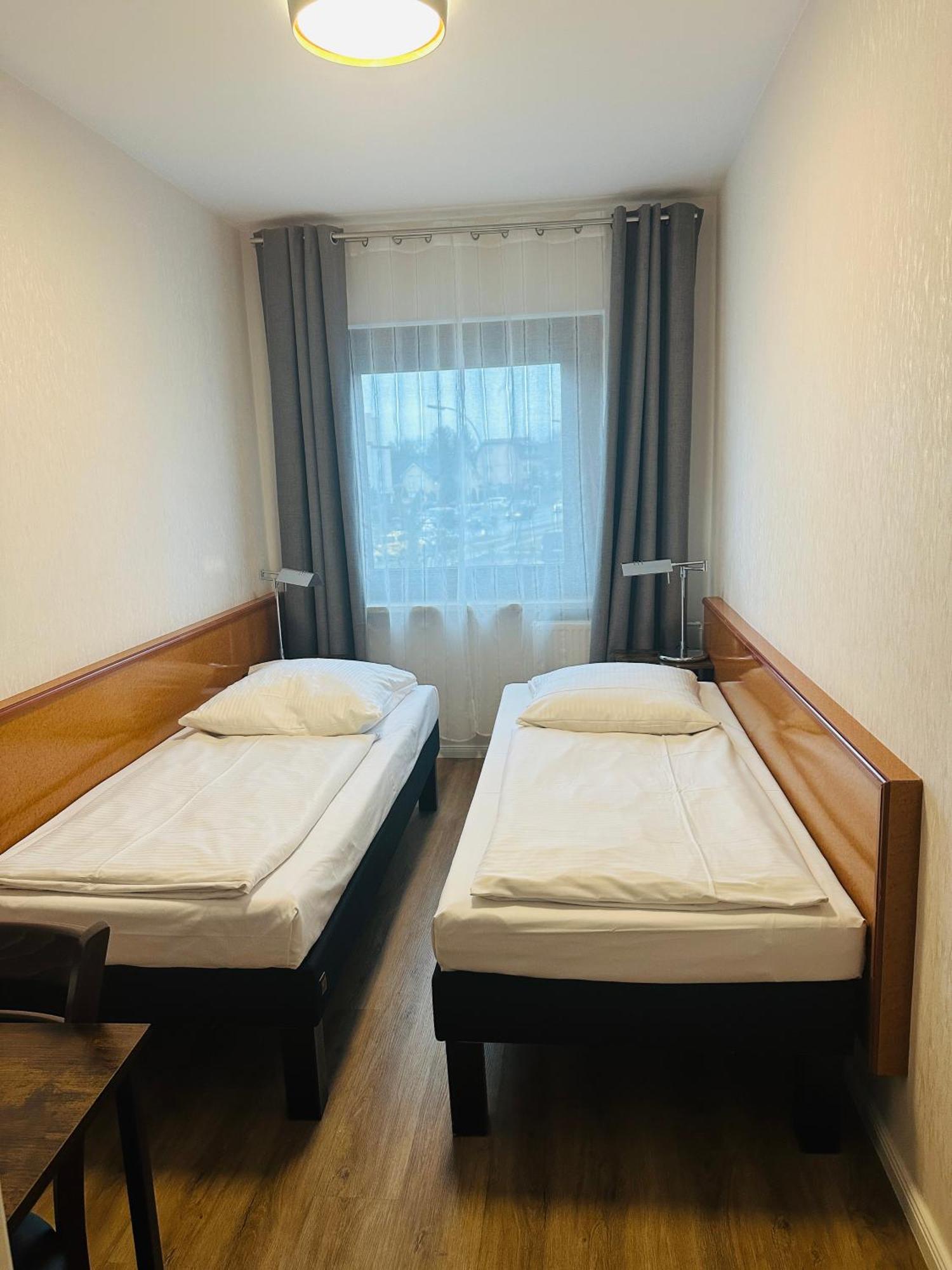 Hotel Pirol برلين المظهر الخارجي الصورة